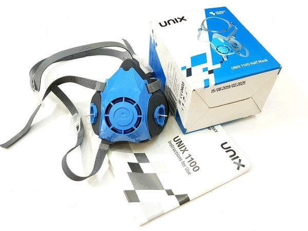 GIÁ MẶT NẠ PHÒNG ĐỘC NỬA MẶT UNIX 1100 LÀ BAO NHIÊU?